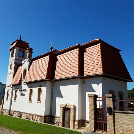 Lauber Pécs