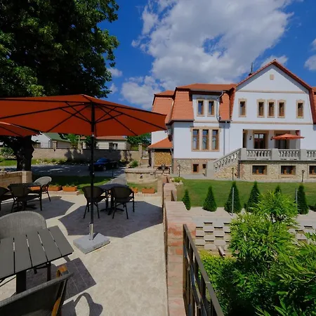 Bed & Breakfast Lauber Pecs