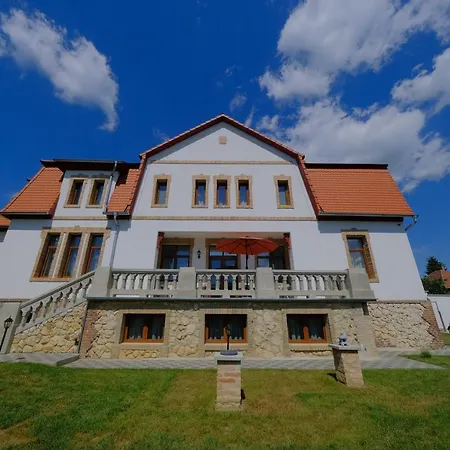 Lauber Bed and breakfast *